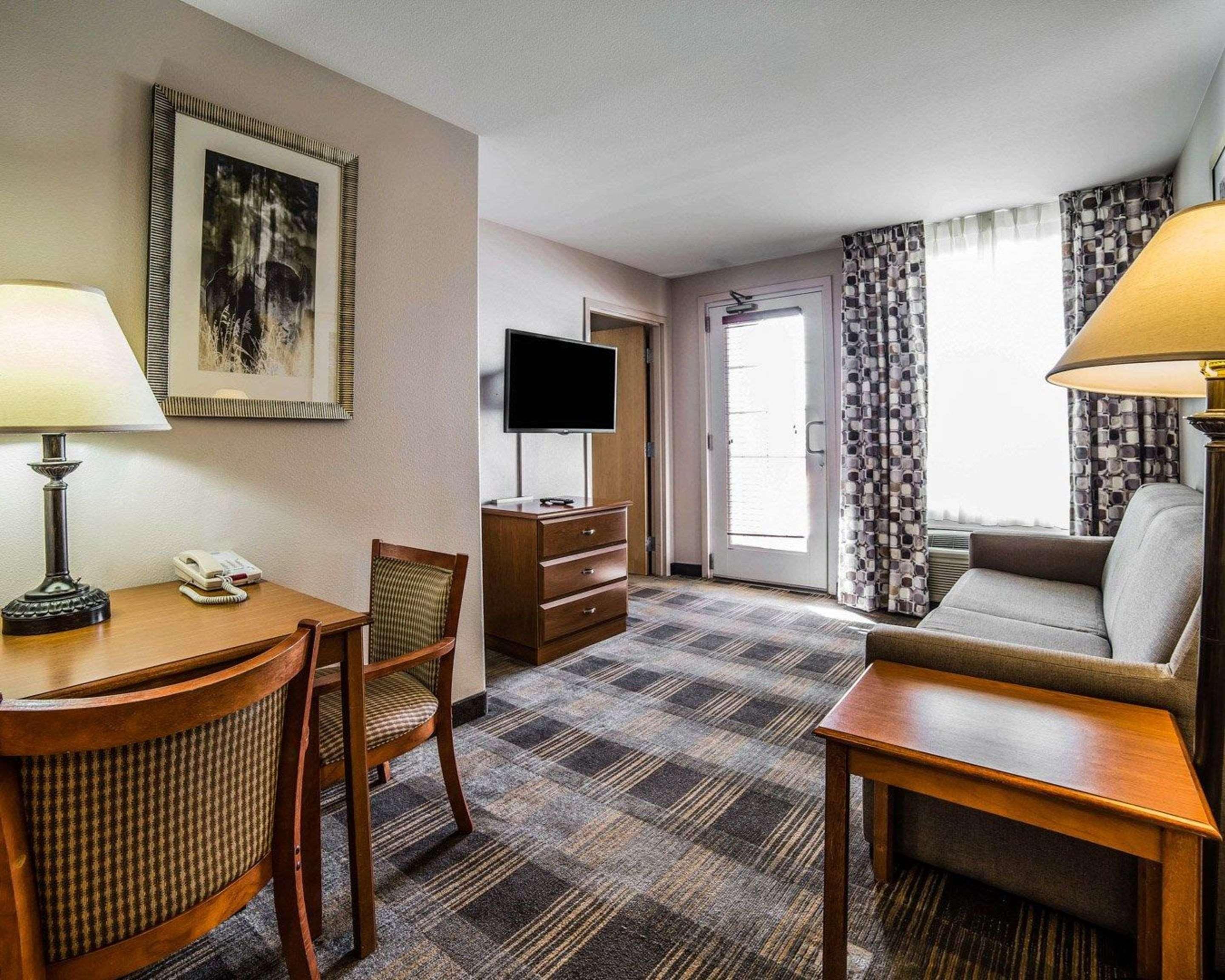 Mainstay Suites Каспер Екстер'єр фото